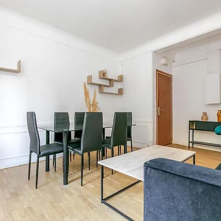 T2 19eme Buttes Chaumont - Ii Appartement Parijs