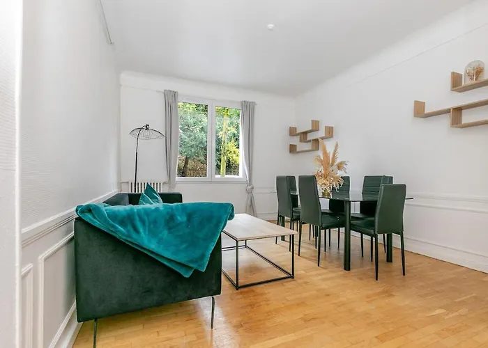 T2 19eme Buttes Chaumont - Ii Appartement Parijs