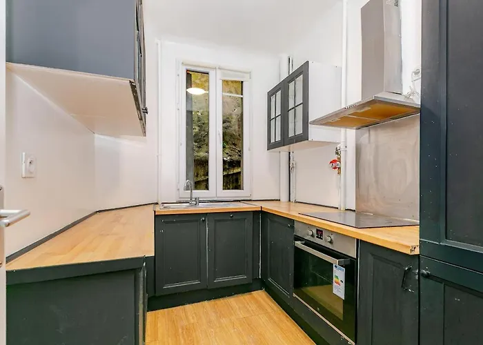 T2 19eme Buttes Chaumont - Ii *